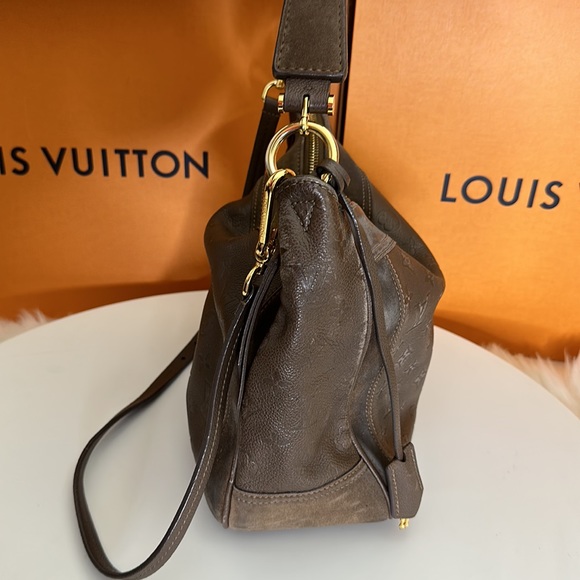 💎✨BEAUTIFUL✨💎 Louis Vuitton LV Audacieuse PM 2way Shoulder Bag Empreinte - Picture 4 of 17